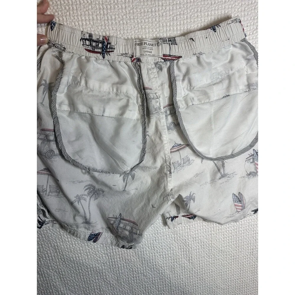 Free Planet Men's Large Beach Surf Print Cotton Swim Trunks Shorts L Patriotic